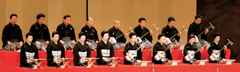 長唄「義仲幻翔夏草」 杵屋喜澄(望月太以)(前列左から5人目) 長唄「義仲幻翔夏草」 杵屋喜澄(望月太以)(前列左から5人目)