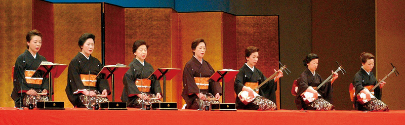 清元「鳥さし」 清元梅光(右から4人目) 清元「鳥さし」 清元梅光(右から4人目)